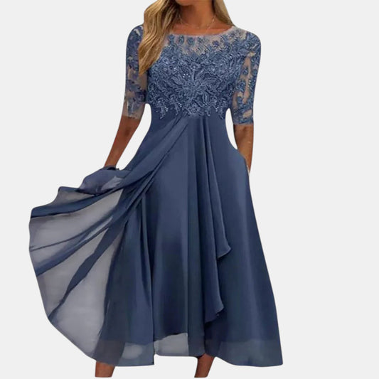 RHONDA | An elegant lace dress